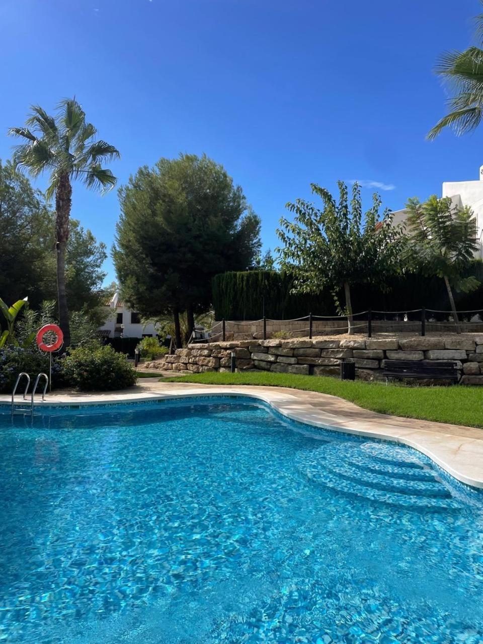 Вилла Adosado Sierra Cortina Finestrat-Benidorm Экстерьер фото